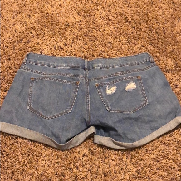 Shorts - Picture 2 of 2